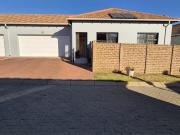 a stunning and modern simplex townho.
