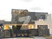 A Stunning House Is Up For Grabs In Bahria Town Phase 5...