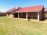 a stunning modern 3 bedroom house fe.