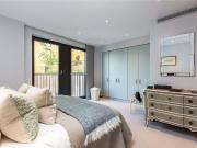 A stunning one bedroom flat in the popular Ram Quarter...