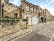 A stunning second floor apartment located on a quiet...
