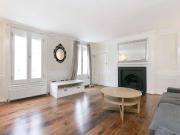 A stunning two/three double bedroom in Soho