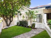 A Sunny Family Classic In Prestigious Randwick North