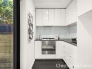 A Sunny Slice of Courtyard Seclusion