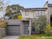 A Townhouse That Feels Like a Home