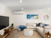 A Tranquil Bushland Escape Near the Beach