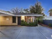 A TRANQUIL CUL DE SAC SANCTUARY WITH EXCEPTIONAL OUTDOOR...