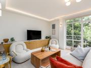 A Turnkey Apartment on One of London’s Finest Garden Squares