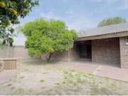 A unos pasos del Club de Golf Campestre, vive...