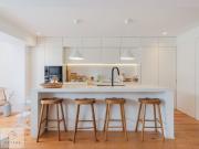 à venda Apartamento de alto padrão de 270 m2, Pedroucos...