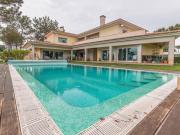 à venda Casa de alto padrão de 339 m2, Charneca de...
