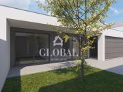 à venda Casa de 272 m2, Santa Maria da Feira, Portugal