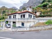 à venda Casa Exclusiva, Câmara de Lobos, Portugal