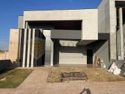 À Venda, Casa em Condomínio, 03 Quartos, 01 Suíte,...