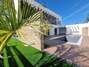 à venda Casa Exclusiva de 210 m2, Aldeia de Irmaos, Setúbal