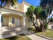 à venda Casa Exclusiva de 248 m2, Marisol, Seixal, Setúbal