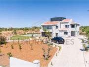 à venda Casa Exclusiva de 321 m2, Loulé, Faro