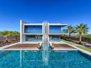 à venda Casa Exclusiva de 403 m2, Porto de Mos, Lagos, Faro