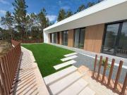 à venda Casa de alto padrão de 235 m2, Leiria