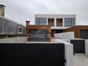 à venda Casa geminada de 184 m2, Aradas, Portugal