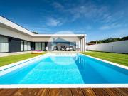 à venda Casa geminada de alto padrão, Alcobaça, Leiria