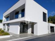 à venda Exclusiva mansão de 225 m2, Nogueira de Cravo,...