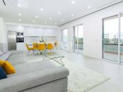à venda Luxuoso apartamento de 130 m2, Quarteira, Portugal