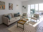 à venda Luxuoso apartamento de 83 m2, Praia Da Luz, Faro