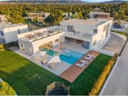 à venda Mansão de alto padrão de 870 m2, Quinta Do...