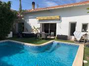 A vendre 2 maisons sur 1170m2 de terrain, piscine, coeur...