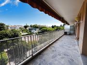 A VENDRE 2 PIÈCES JUAN LES PNS PINEDE CALME CAVE GARAGE...