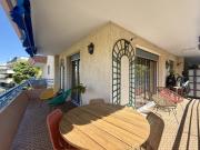 À VENDRE 4 PIÈCES RÉNOVÉ AVEC TERRASSES, PARKING ET CAVE