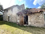 A vendre à Antonne Et Trigonant Maison en pierre à restaurer