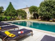 A vendre à Bonnieux. Luberon. Belle bastide, emplacement...