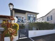 À vendre à Hendaye secteur Plage: Maison mitoyenne F4...