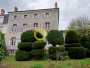 A VENDRE AMBERT PROCHE CENTRE MAISON DE CARACTERE 11 PIECES