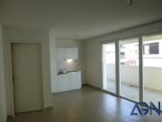 À VENDRE: APPARTEMENT 3 PIÈCES DE 54M2 AVEC PARKING EN CENT