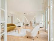 A vendre appartement 4 ou 5 chambres, parfait état, sud,...
