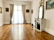 A vendre appartement de type 9 à Marseille 13008...