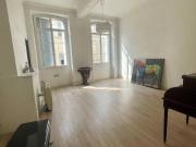 A Vendre Appartement Entièrement Rénové Dans Un Immeuble...