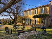 A VENDRE: Au Castellet, Mas provençal à 16 minutes des...