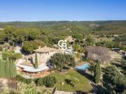 À Vendre au Castellet Var, Propriété d'env 18.000 m2...