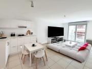 ? À vendre Beau 2 pièces avec terrasse et parking Juan...