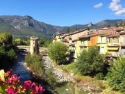 A VENDRE BELLE MAISON AU CALME CADRE VERDOYANT