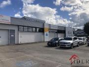 A vendre Besançon, zone des Tilleroyes local...