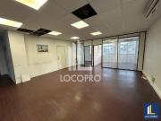 A VENDRE BUREAUX ET COMMERCE 194 M2 DIVISIBLES CAGNES...