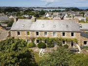 À vendre charmante propriété côte de granit rose 350m²...