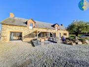 A VENDRE: Domaine équestre de charme: Corps de ferme...