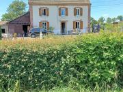 A vendre en Creuse maison de bourg avec 1800m² de terrain