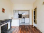 À vendre Grenoble hyper centre – T2 avec cave et grenier...